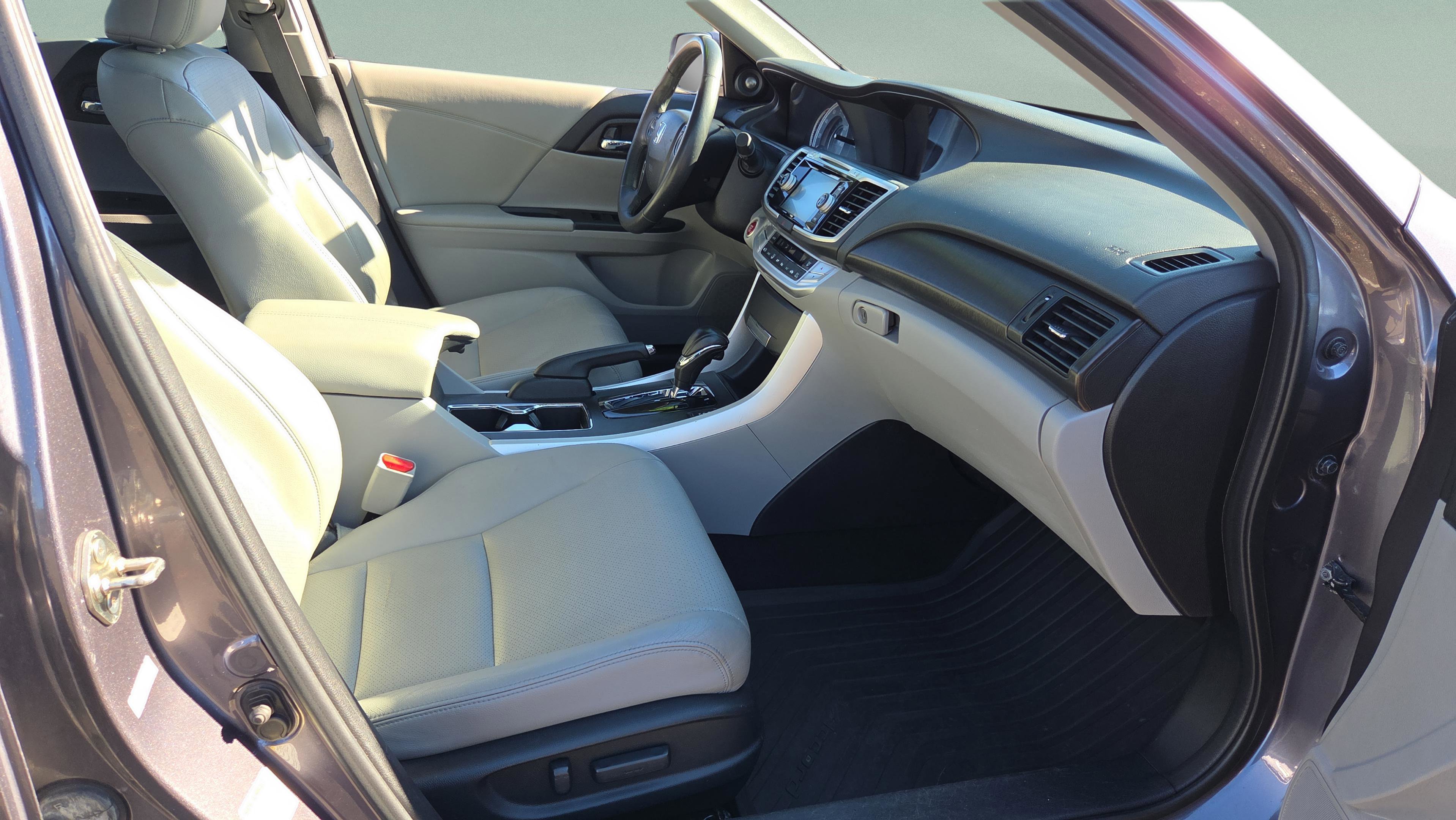 Used 2014 Honda Accord EX-L image 8