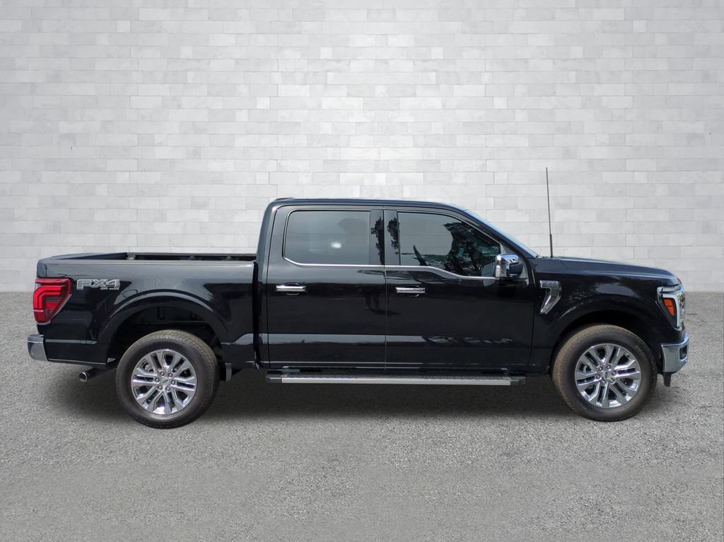 Used 2025 Ford F150 Lariat w/ Equipment Group 501A Mid AWD/4WD image 3