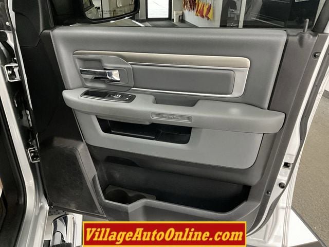 Used 2016 RAM 1500 Big Horn AWD/4WD image 35