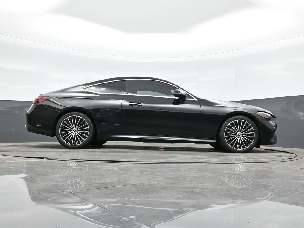 Used 2024 Mercedes-Benz CLE 300 4MATIC Coupe image 39