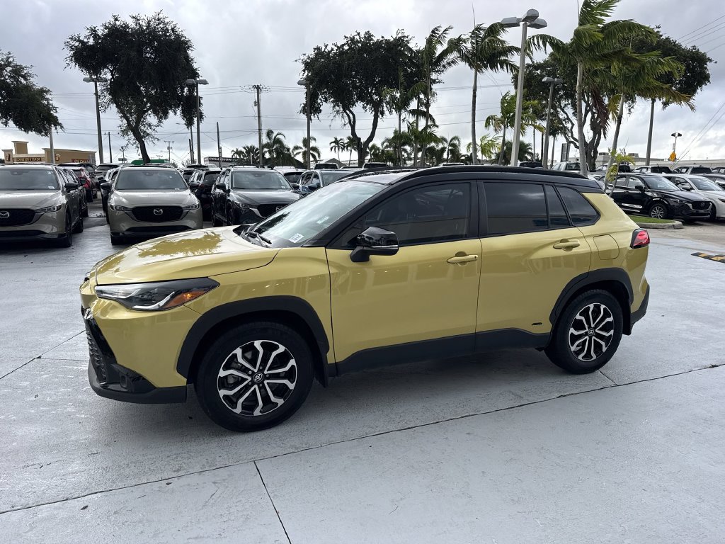 Used 2023 Toyota Corolla Cross AWD Hybrid w/ Moonroof Package image 10
