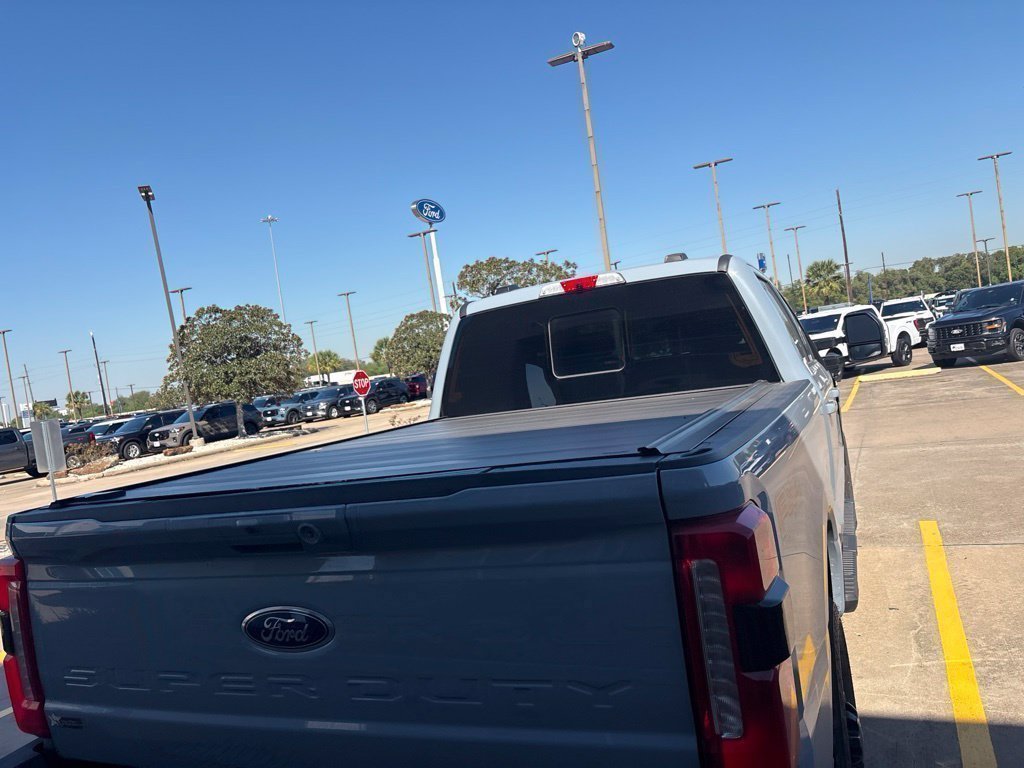Used 2024 Ford F250 Lariat w/ Lariat Ultimate Package AWD/4WD image 13