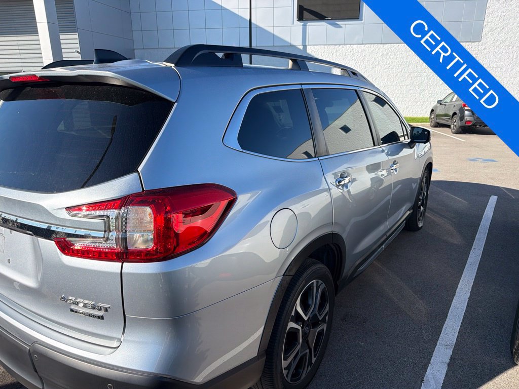 Used 2023 Subaru Ascent Touring AWD/4WD image 4