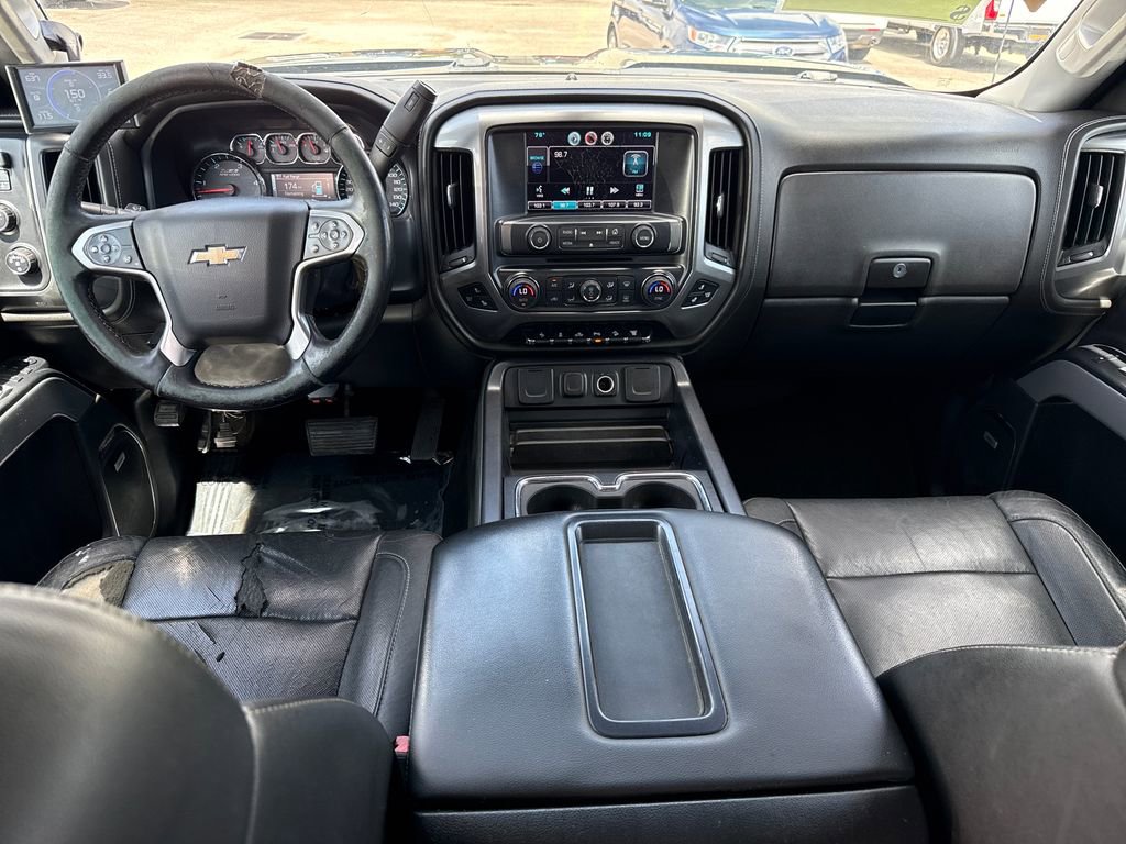 Used 2015 Chevrolet Silverado 2500 LTZ w/ Duramax Plus Package AWD/4WD image 6