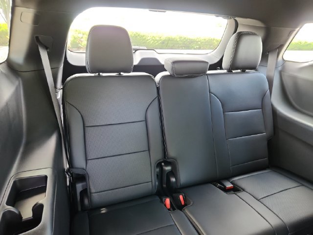 New 2026 Chevrolet Traverse LT w/ Driver Confidence Package FWD image 18
