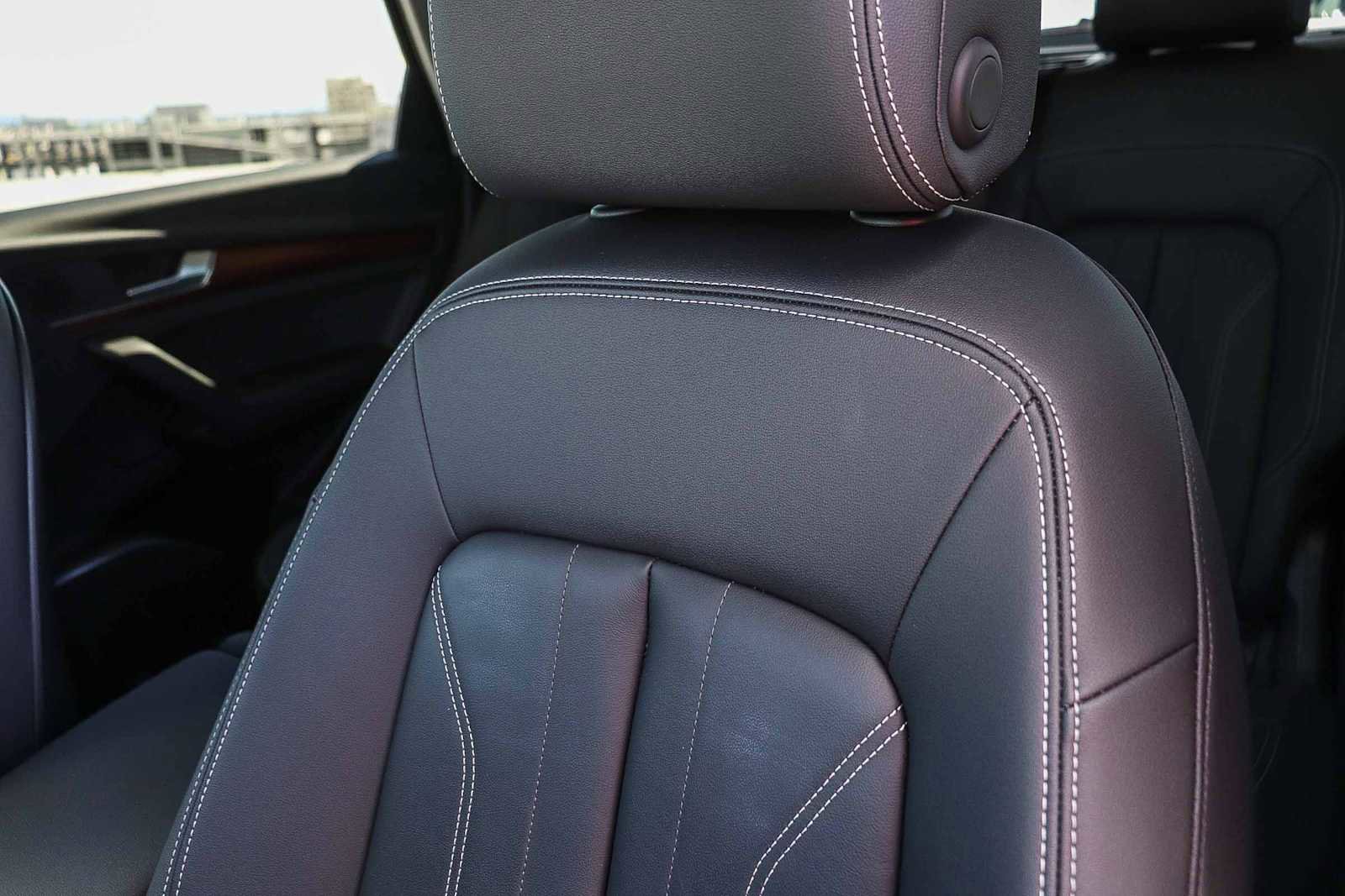 Used 2023 Audi Q5 2.0T Premium w/ Convenience Package image 36