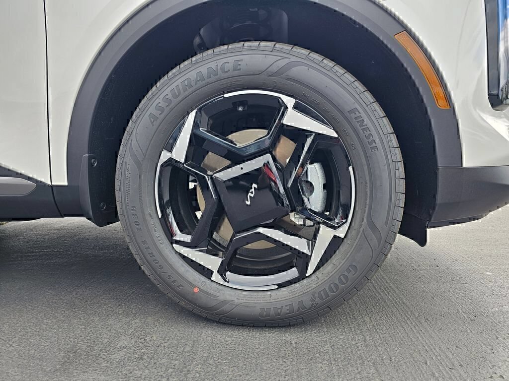 New 2026 Kia Sportage EX AWD/4WD image 9