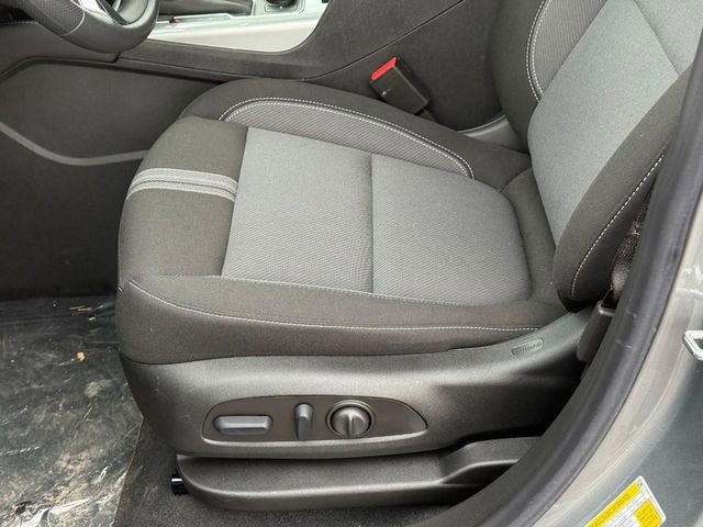 Used 2025 Chevrolet Blazer LT image 15