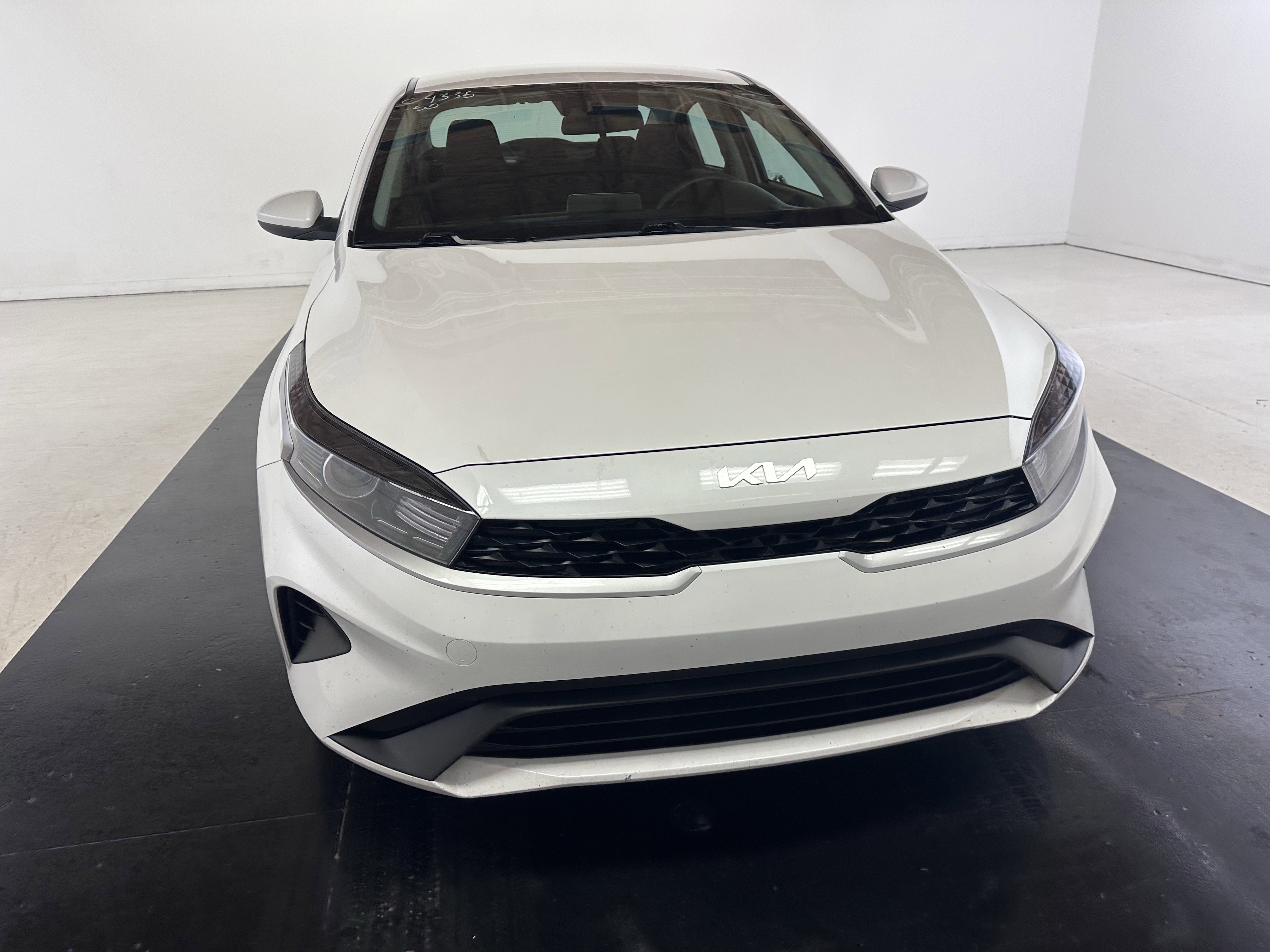 Used 2024 Kia Forte LXS image 4