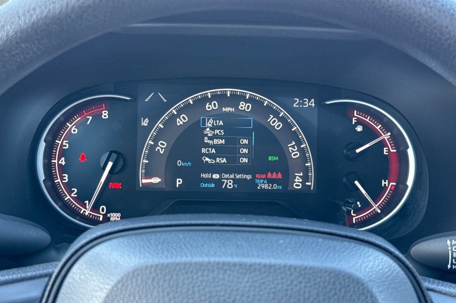 Used 2025 Toyota RAV4 XLE w/ Convenience Package image 22