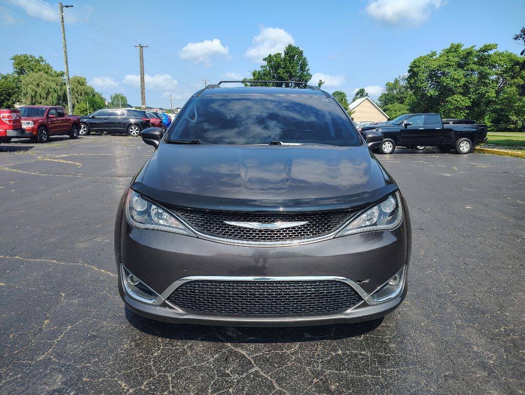 Used 2017 Chrysler Pacifica Touring-L