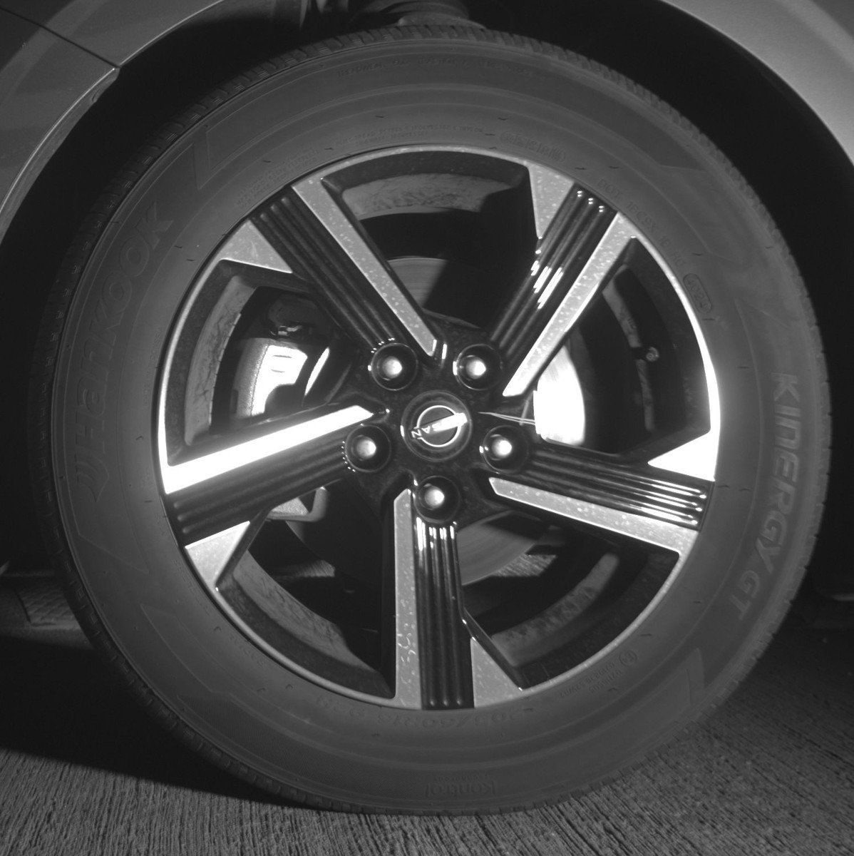 Used 2025 Nissan Sentra SV image 12