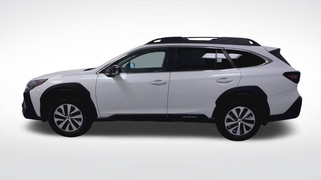 Used 2024 Subaru Outback Premium AWD/4WD image 5