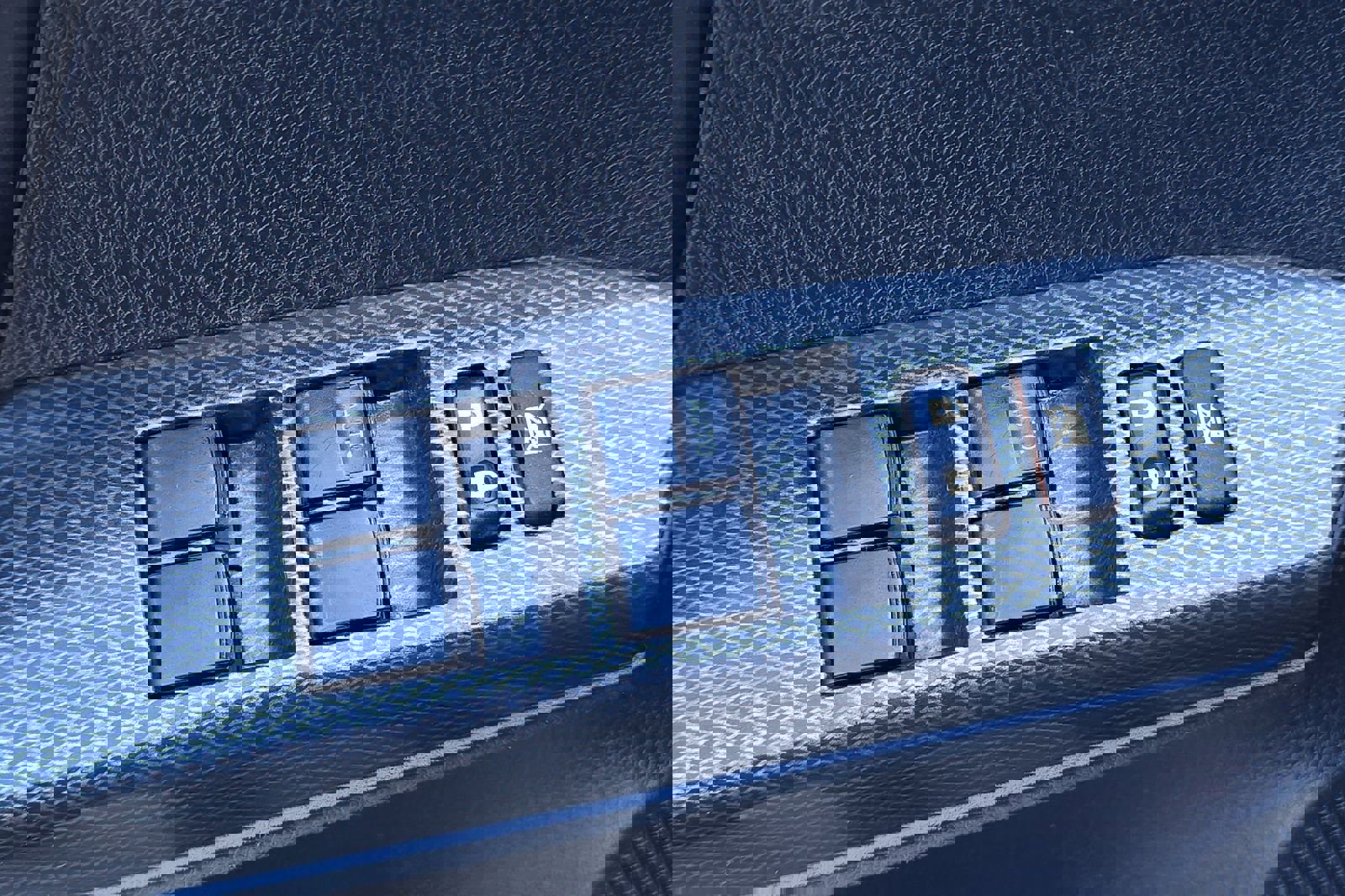 Used 2018 Toyota RAV4 Adventure image 12