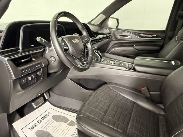 Used 2023 Cadillac Escalade V AWD/4WD image 5