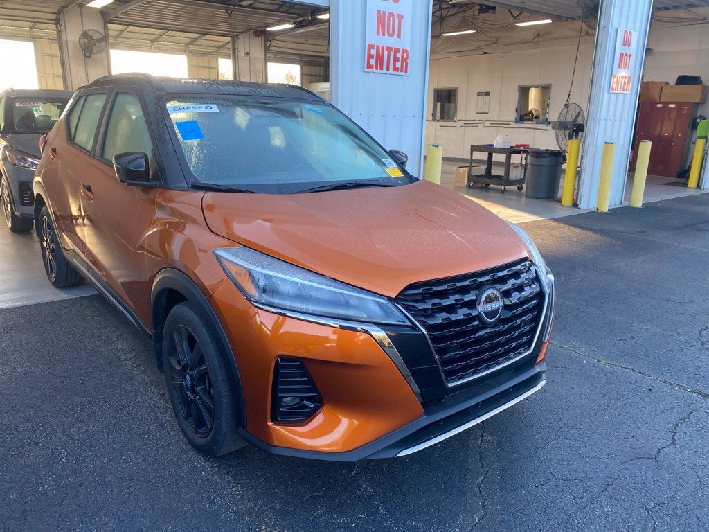 Used 2024 Nissan Kicks SR