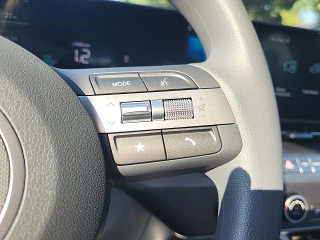 New 2026 Hyundai Kona SE image 18