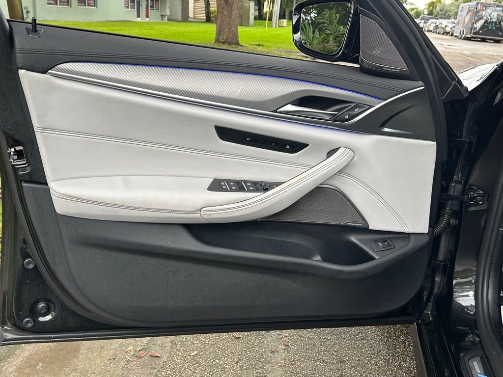 Used 2022 BMW M5 w/ Competition Package image 55