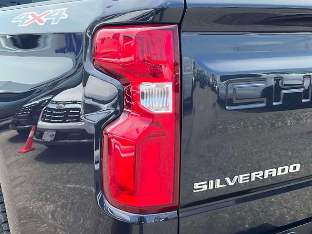 Certified 2024 Chevrolet Silverado 1500 RST AWD/4WD image 12