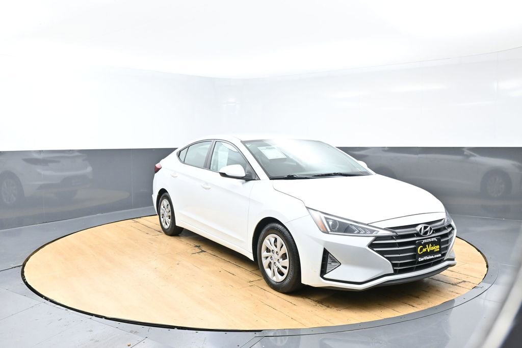 Used 2020 Hyundai Elantra SE w/ Cargo Package (C1) FWD image 4