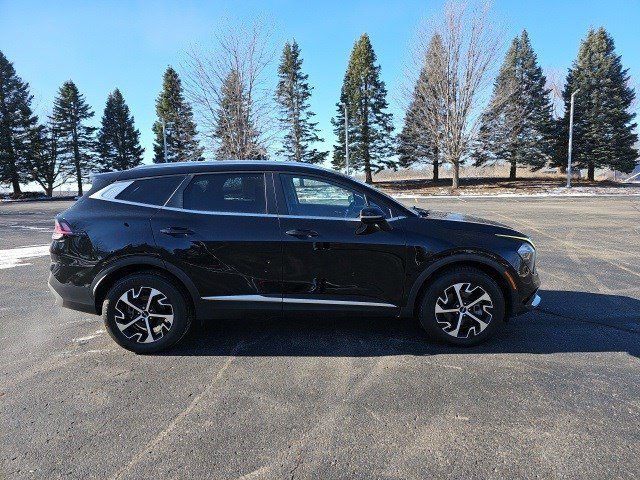 Used 2023 Kia Sportage EX image 7