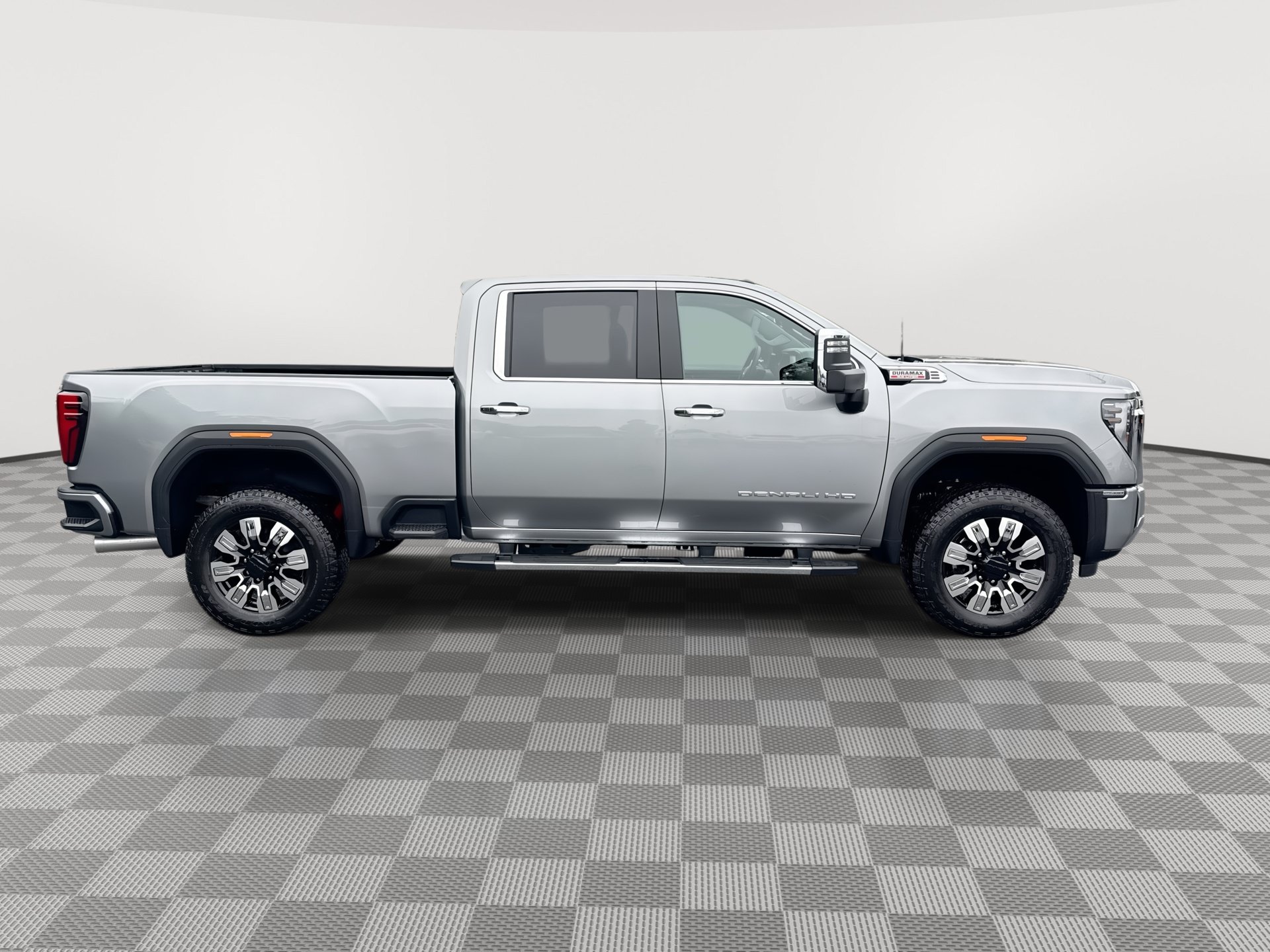 New 2026 GMC Sierra 2500 Denali w/ Denali Reserve Package AWD/4WD image 9