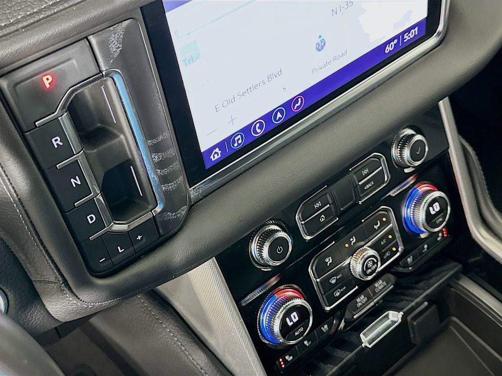 Used 2021 GMC Yukon Denali AWD/4WD image 17