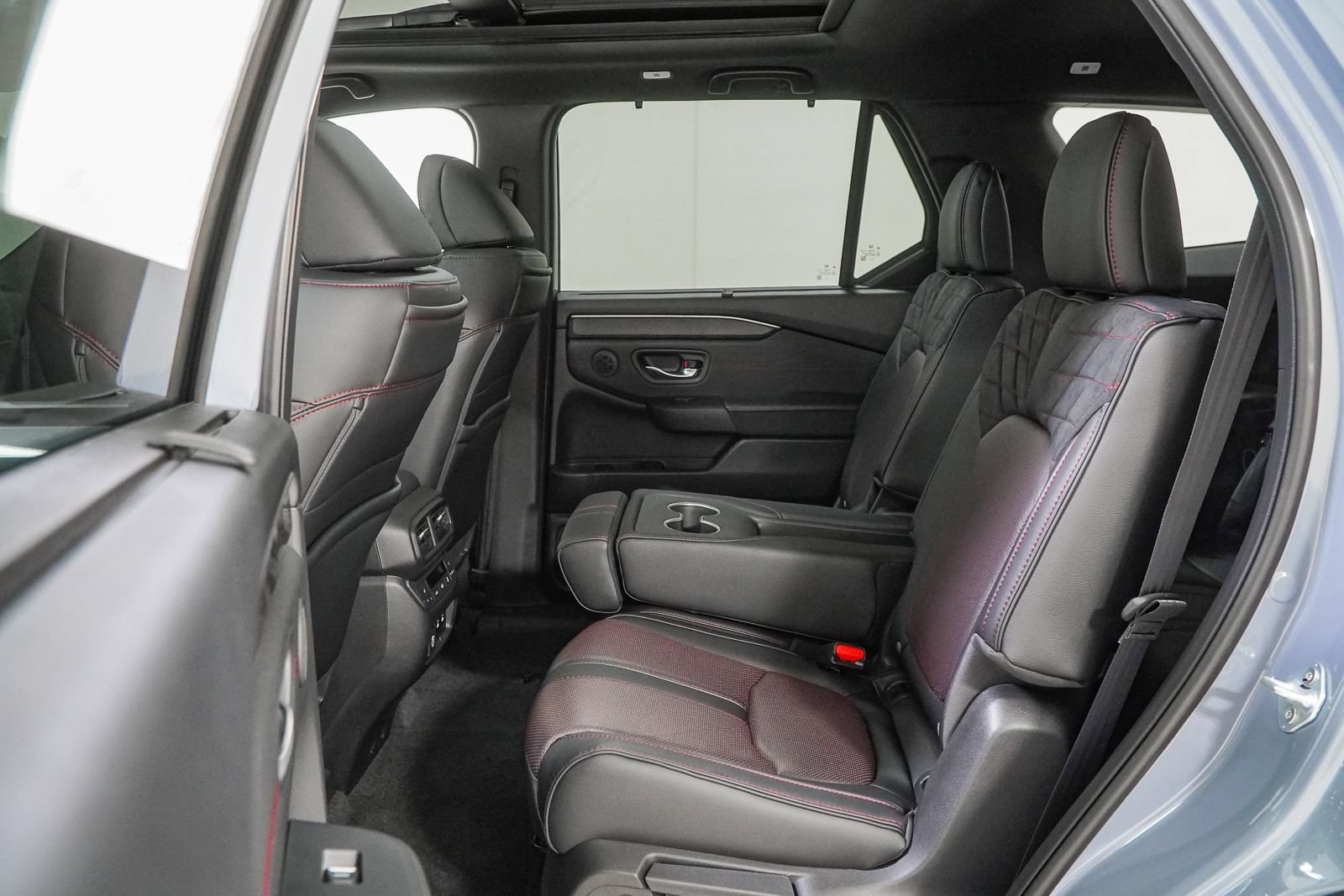 New 2026 Honda Pilot Black Edition image 48