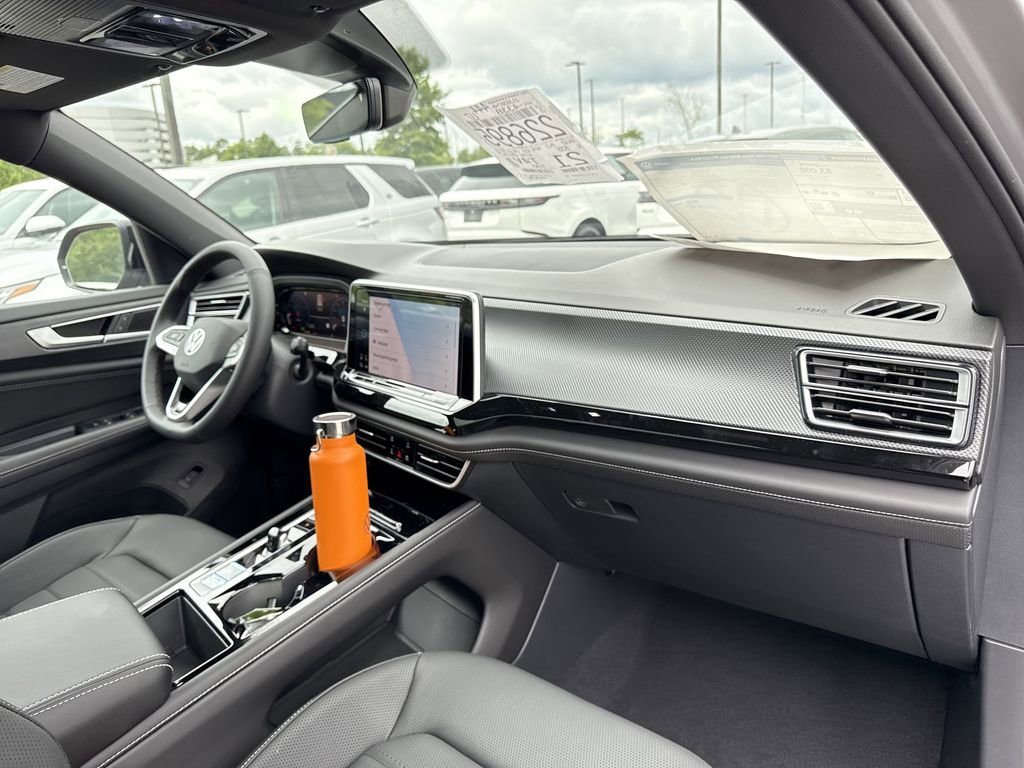 New 2025 Volkswagen Atlas Cross Sport SEL R-Line image 21