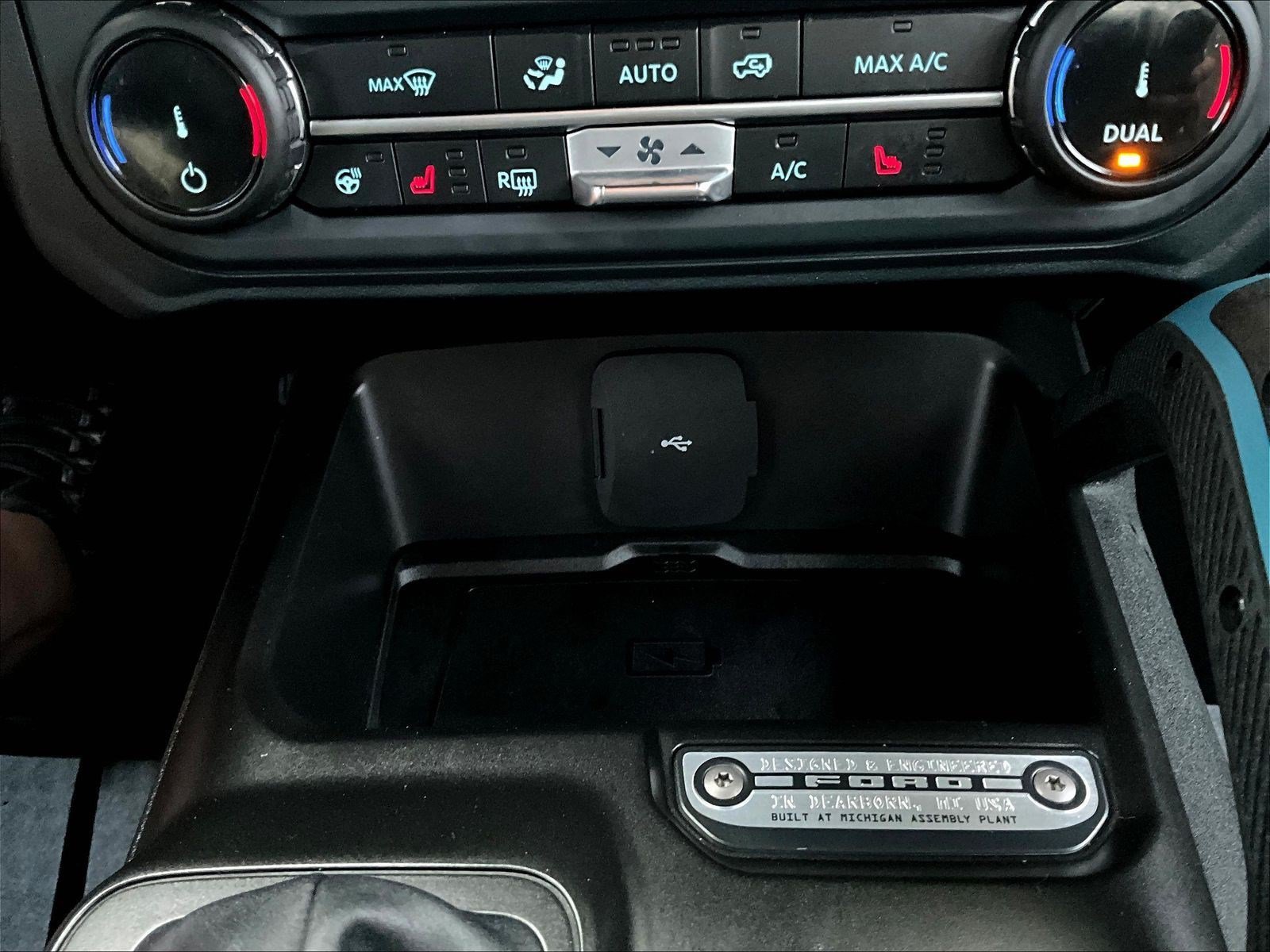 Used 2022 Ford Bronco Wildtrak AWD/4WD image 16