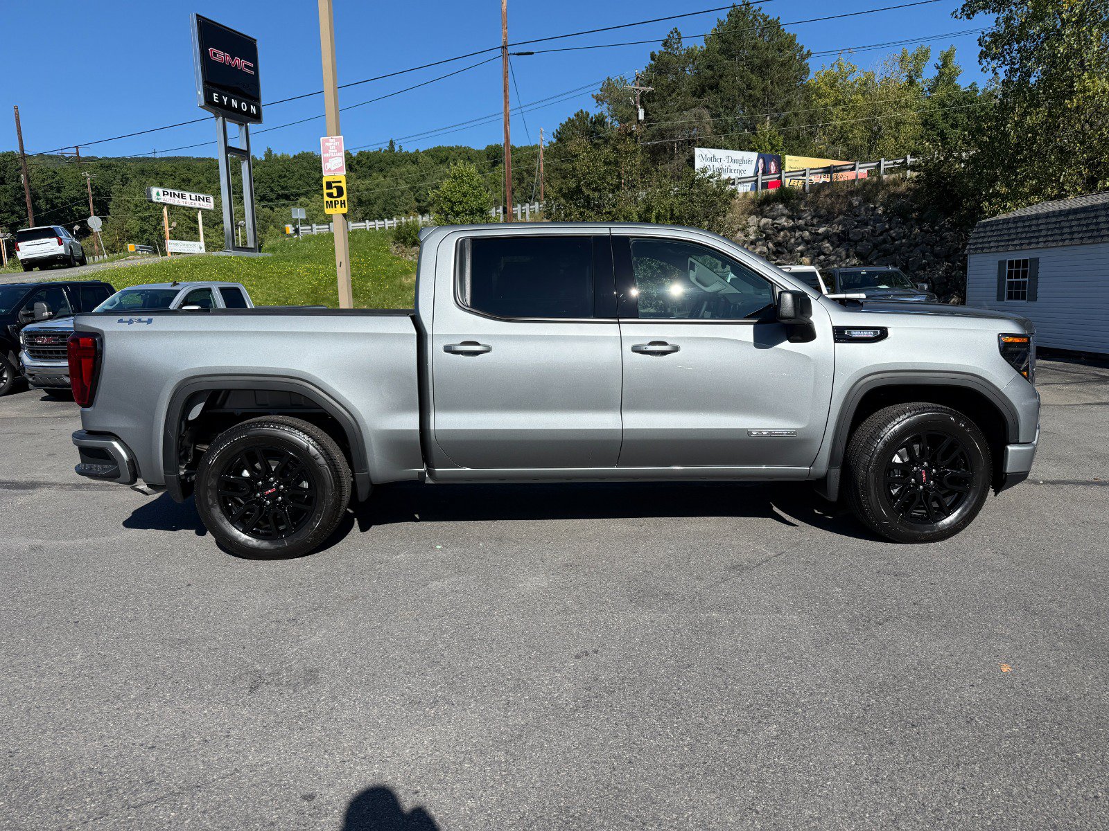 New 2026 GMC Sierra 1500 Elevation AWD/4WD image 6