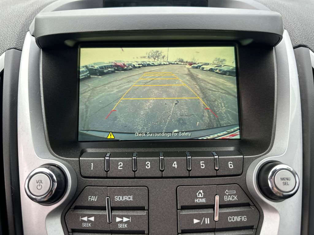 Used 2017 GMC Terrain SLE w/ Technology Package image 28