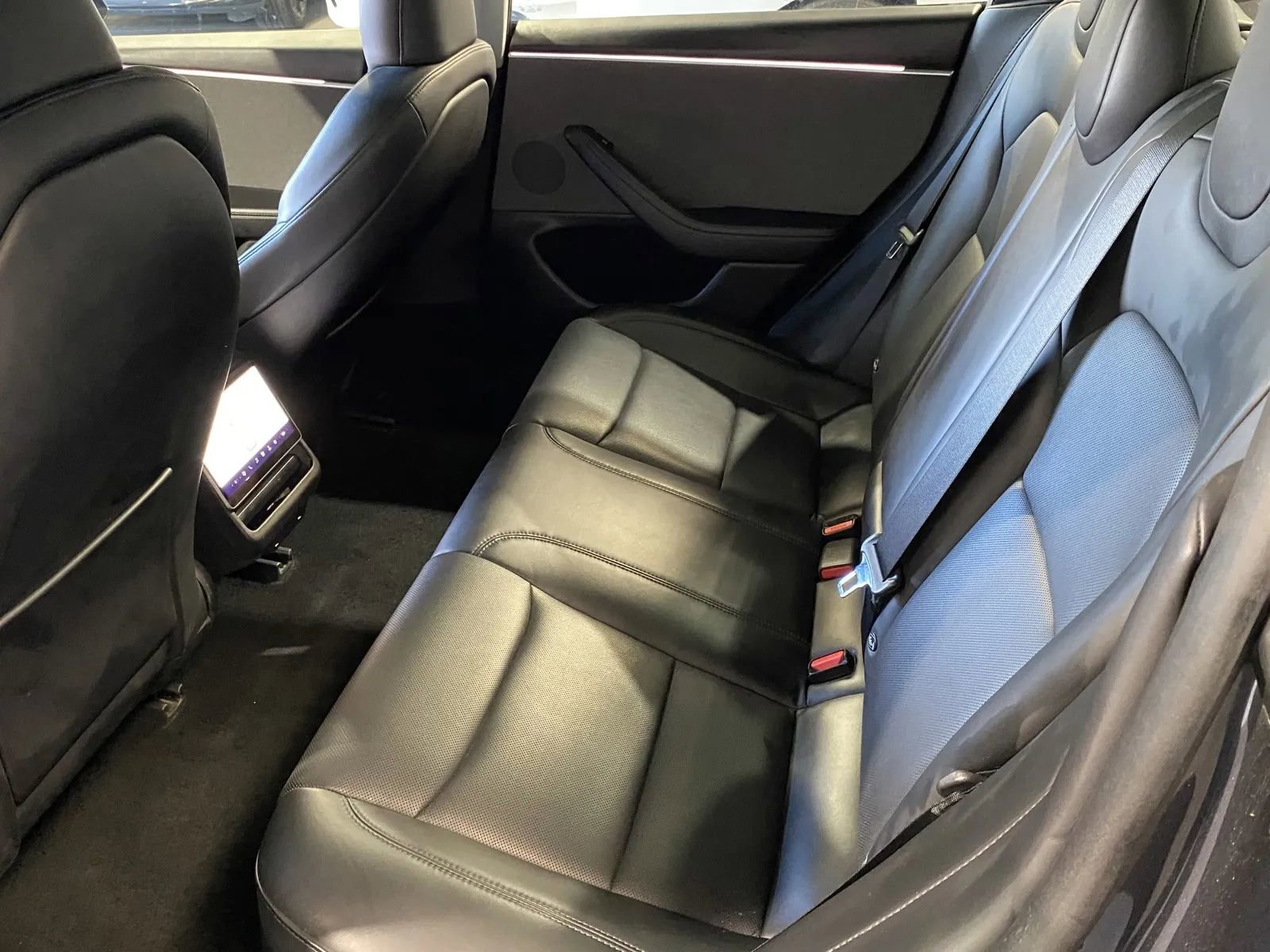 Used 2024 Tesla Model 3 image 9
