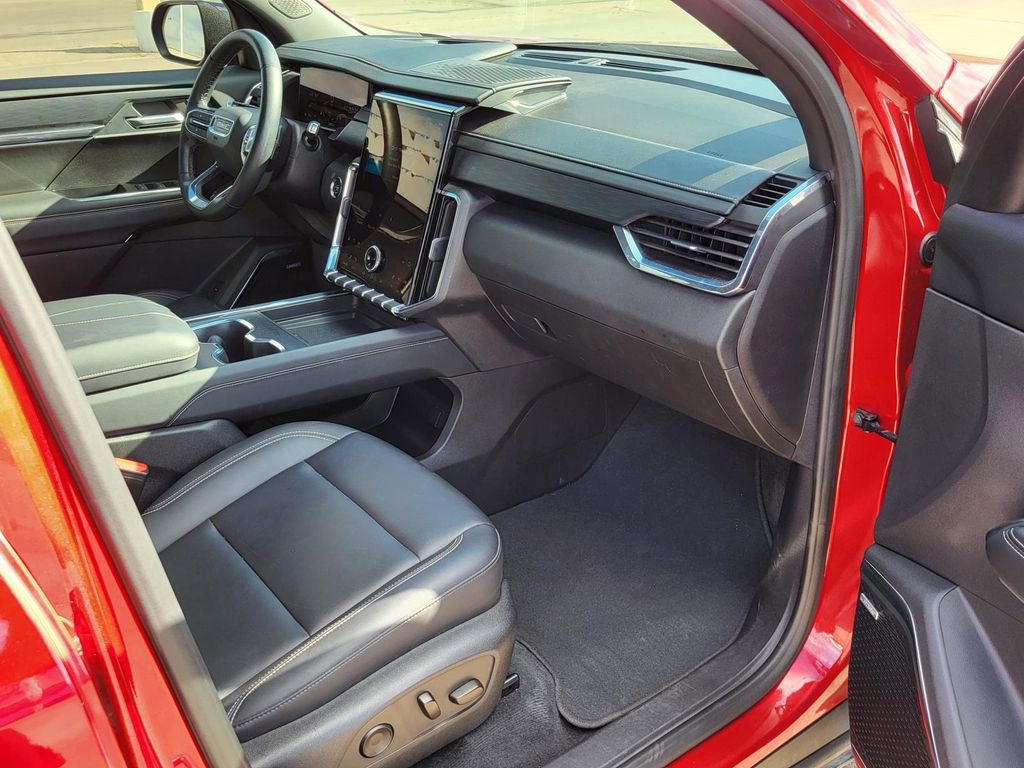 Certified 2024 GMC Acadia Elevation w/ Black Edition image 9