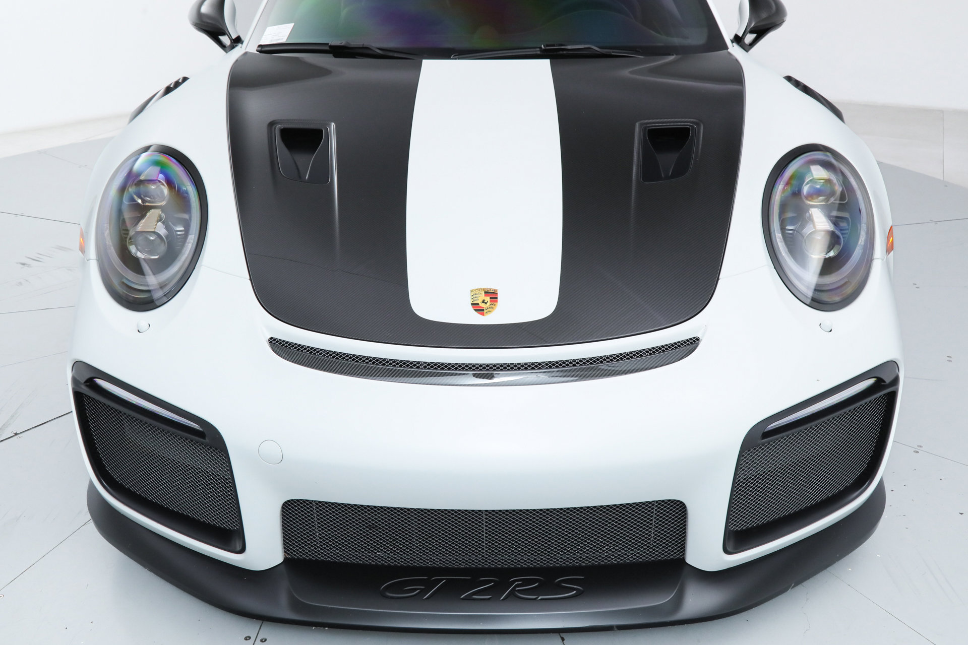 Used 2018 Porsche 911 GT2 RS image 11