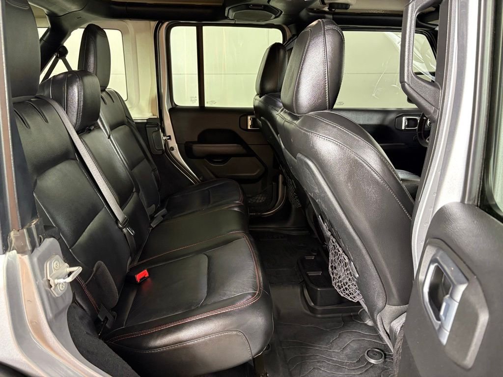 Used 2021 Jeep Wrangler Unlimited Rubicon AWD/4WD image 19