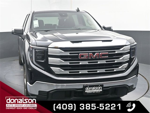 New 2026 GMC Sierra 1500 SLE image 3