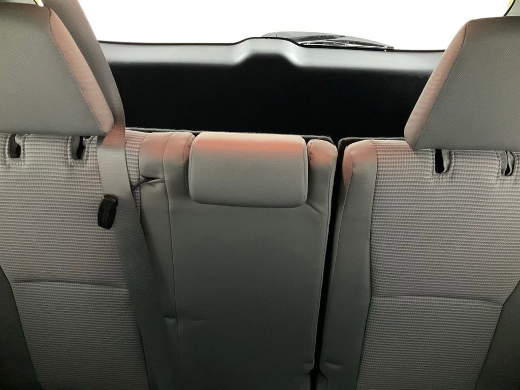 Used 2023 Toyota Highlander LE image 11