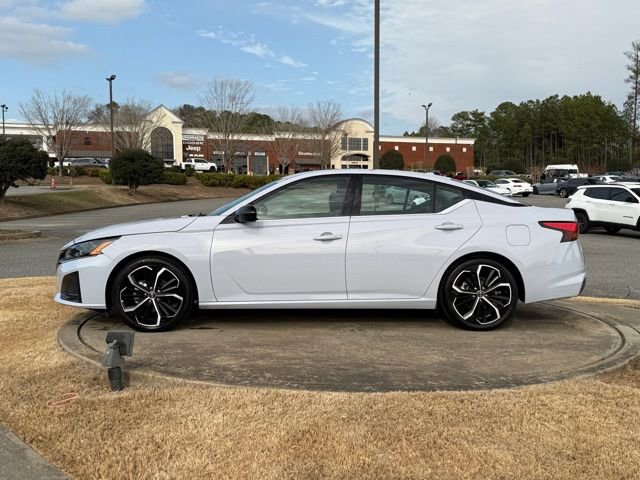 Used 2024 Nissan Altima 2.5 SR image 4