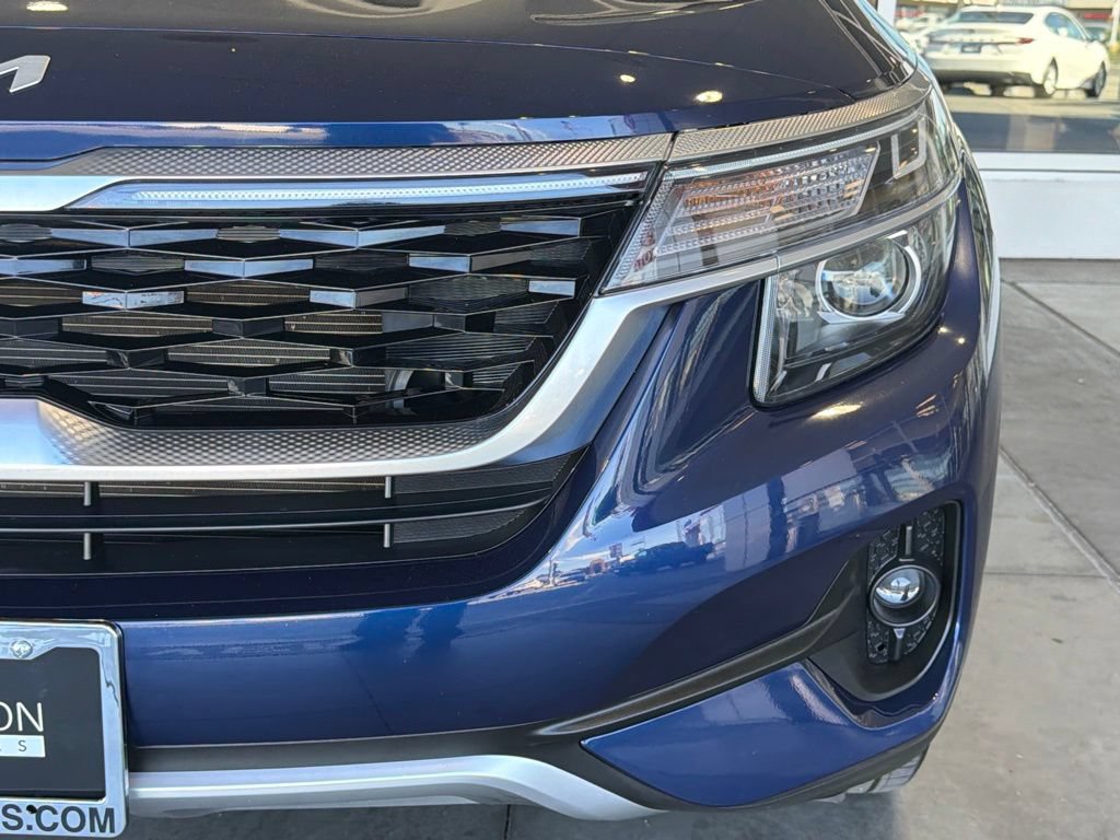 Used 2023 Kia Seltos S FWD image 5