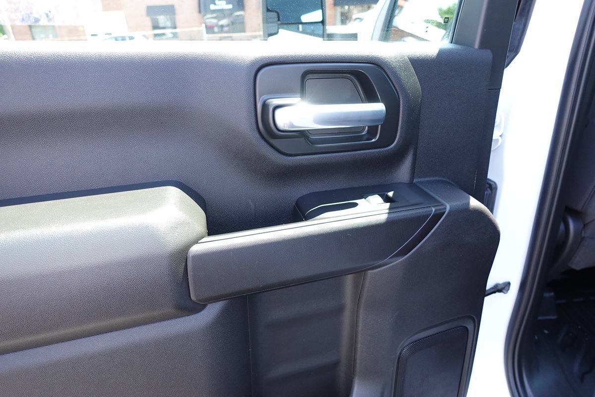 Used 2025 Chevrolet Silverado 2500 W/T AWD/4WD image 20