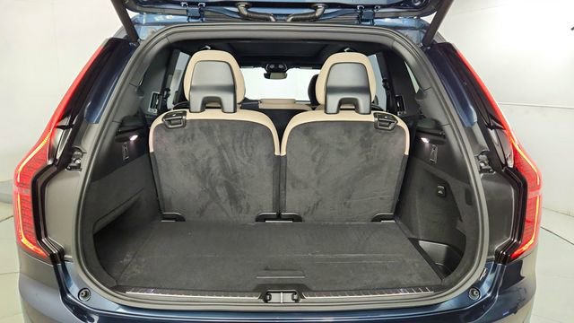 New 2026 Volvo XC90 B6 Plus w/ Protection Package Premier AWD/4WD image 41