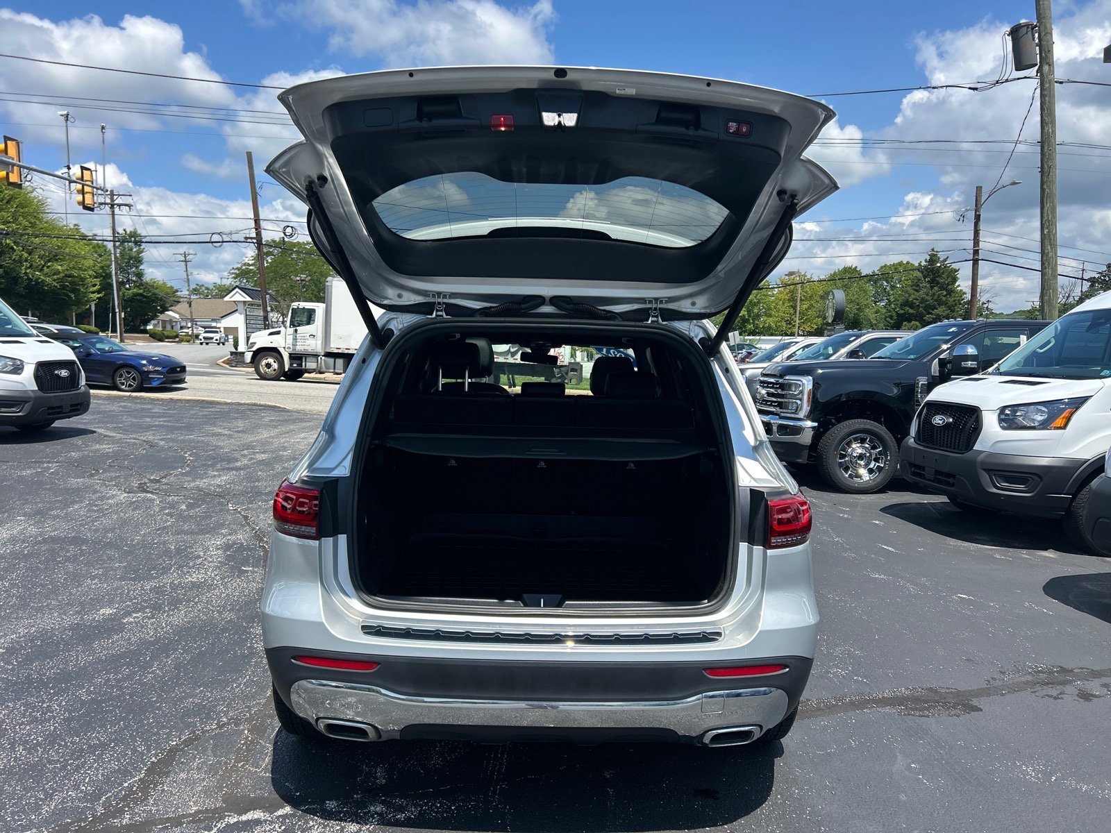Used 2021 Mercedes-Benz GLB 250 4MATIC image 15