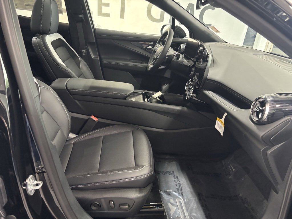 New 2025 Chevrolet Blazer EV LT image 27