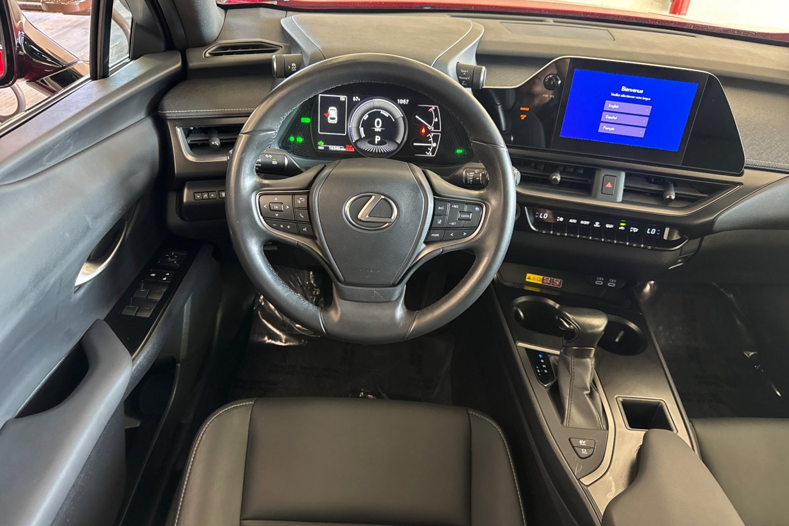 Certified 2024 Lexus UX 250h FWD image 31