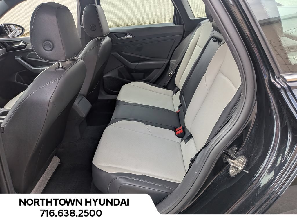 Used 2020 Volkswagen Jetta R-Line FWD image 30