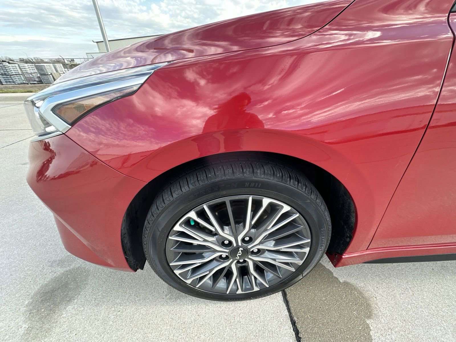Used 2024 Kia Forte GT-Line FWD image 33