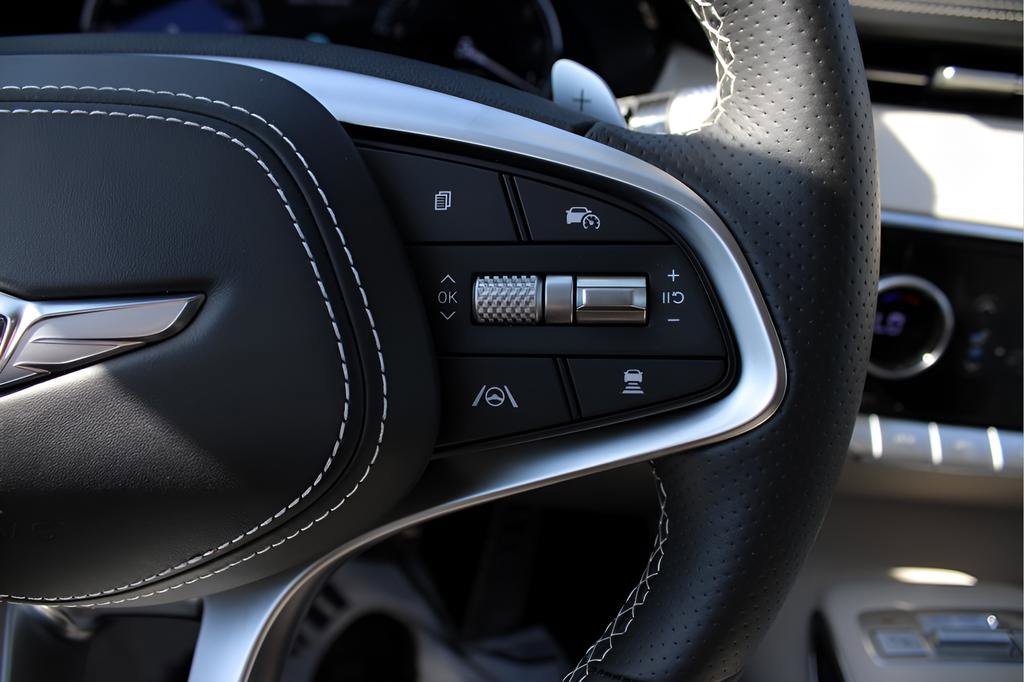 Used 2025 Genesis GV70 3.5T Sport w/ Sport Prestige Package AWD/4WD image 16