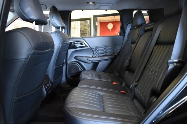 Used 2025 Mitsubishi Outlander GT AWD/4WD image 20