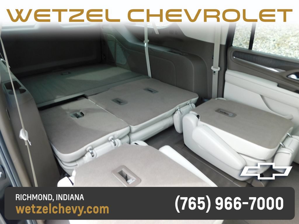 Used 2023 GMC Yukon XL Denali w/ Denali Reserve Package AWD/4WD image 34